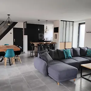 Chez Marie T 8 Personnes Hébergement de vacances La Boussac